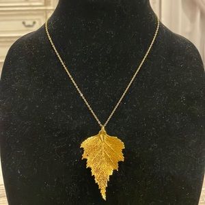 Vintage Gold Tone Leaf Pendant Statement Necklace
